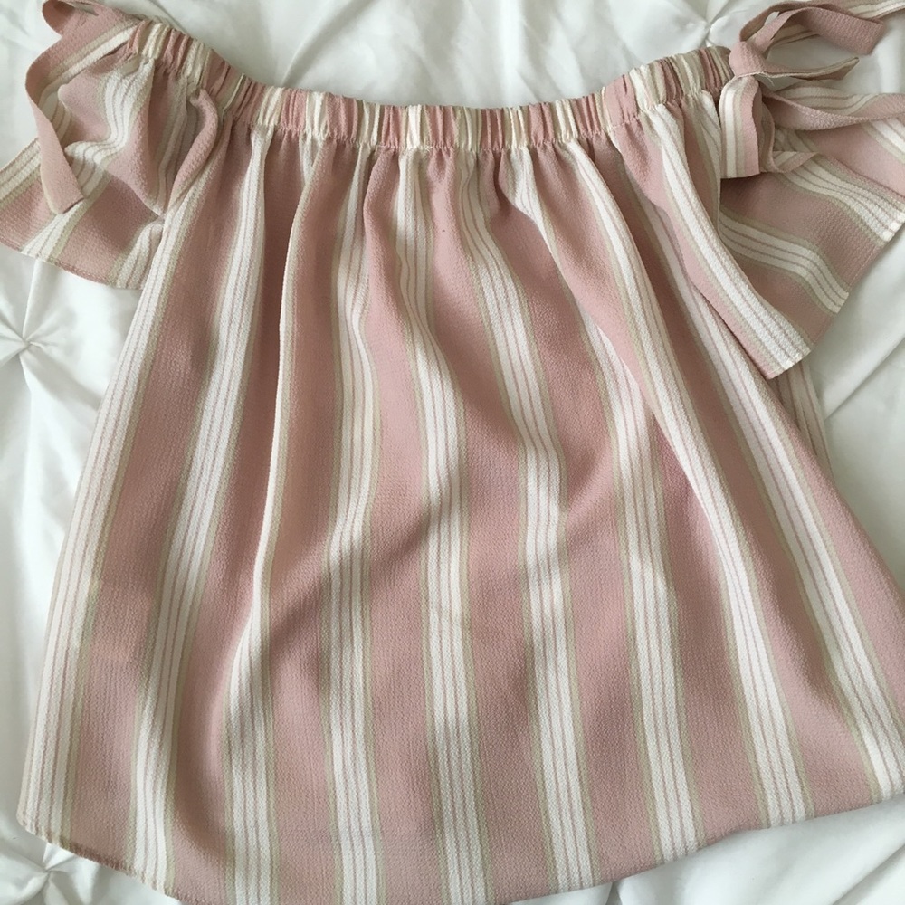 OFf Shoulder top